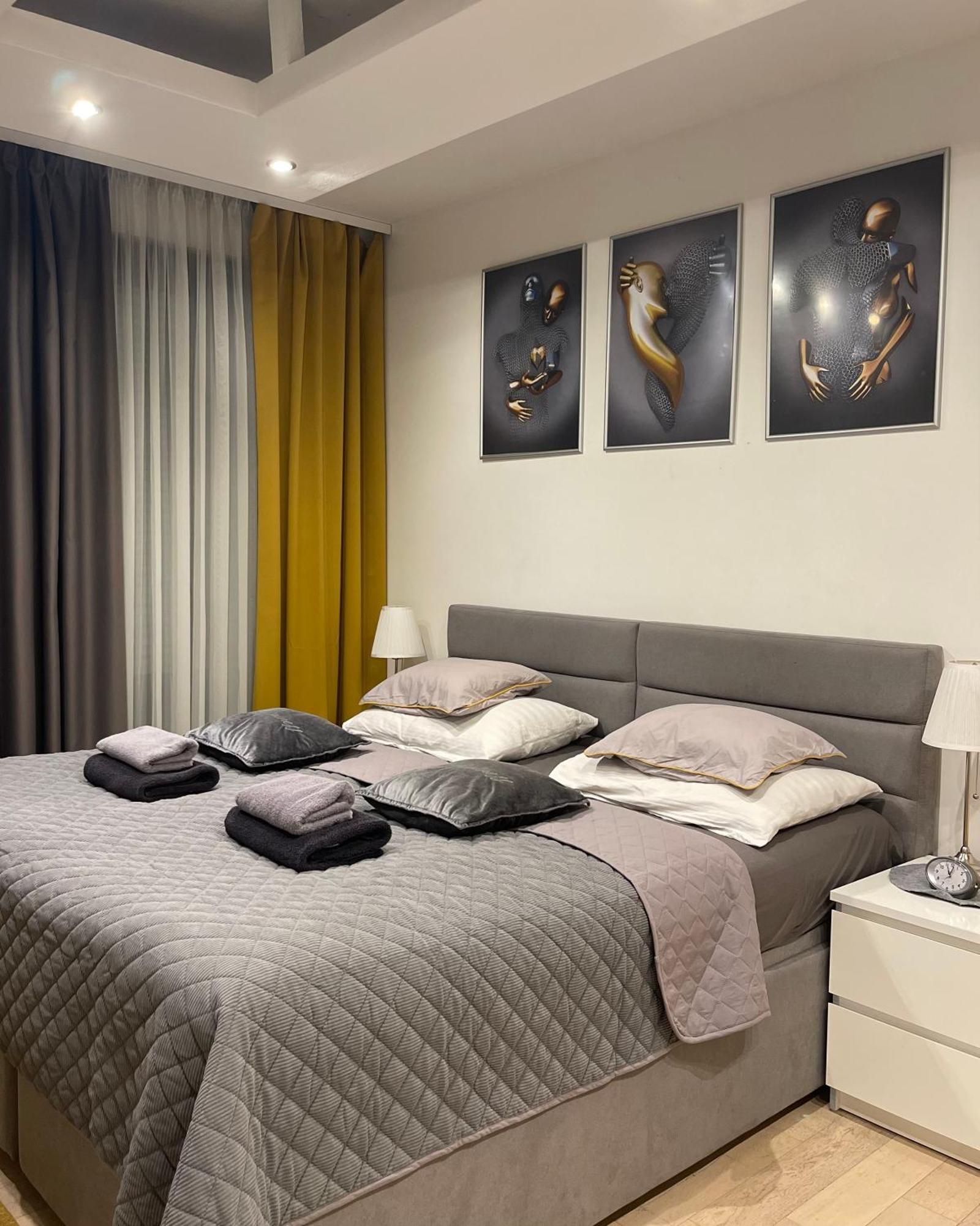 Alpha Apartment *